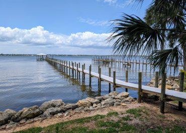 A picture of coquina seawall being installed by Integrity Marine